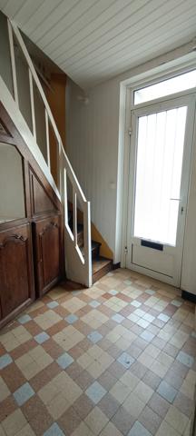 MAISON 2 CHAMBRES A RENOVER