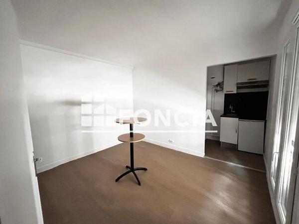 Location Studio 19.02 m² - 31 AVENUE VICTOR CRESSON Issy Les Moulineaux 92130