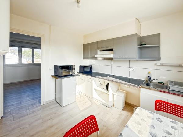 Saint-Nazaire Centre : Studio - T1 Bis Lumineux avec Parking privé – Emplacement N°1