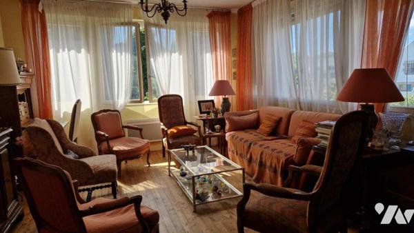 Saint Malo - Coeur de Saint Servan - Maison indépendante (1950) (225m²) - Garage - Jardin (508m²)