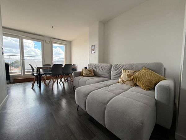 Appartement T3 - 64 m² - Dernier étage - Terrasse - Saint-Sébastien-sur-Loire