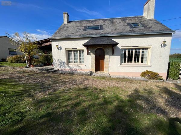 Maison à vendre à Bessé-sur-Braye dans la Sarthe (72310), ref : 13816/1166
