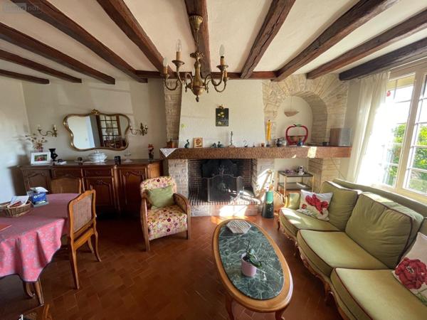 Maison à vendre à Bessé-sur-Braye dans la Sarthe (72310), ref : 13816/1166