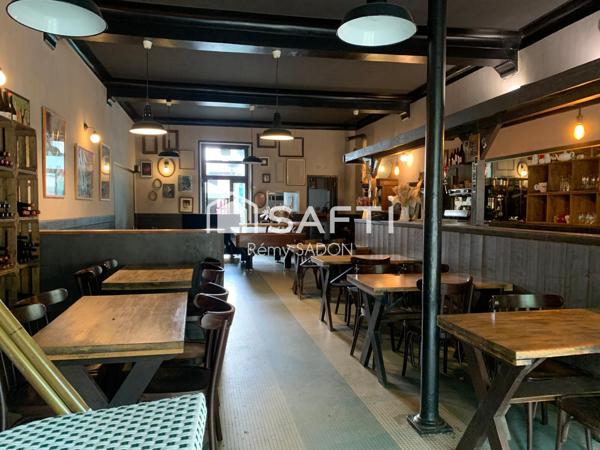 Immeuble (murs commerciaux + appartement 150m2)