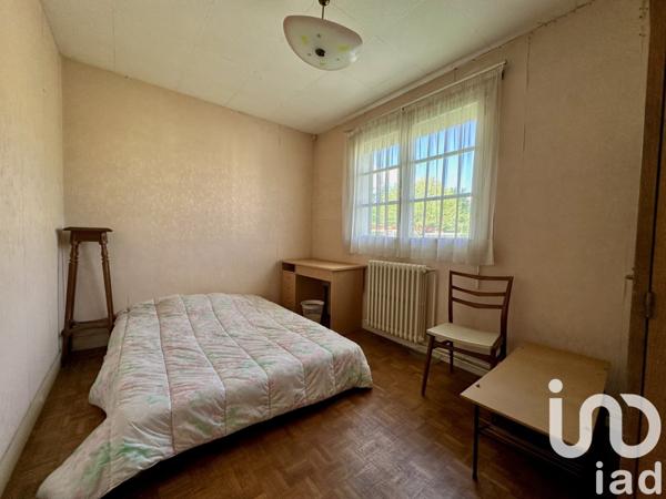 Maison traditionnelle 9 pièces de 190 m² à Châtenay-Malabry (92290)