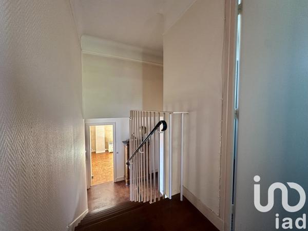 Maison traditionnelle 9 pièces de 190 m² à Châtenay-Malabry (92290)