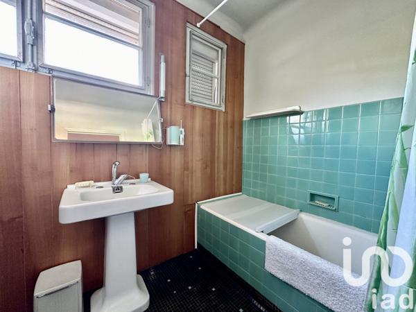 Maison traditionnelle 9 pièces de 190 m² à Châtenay-Malabry (92290)