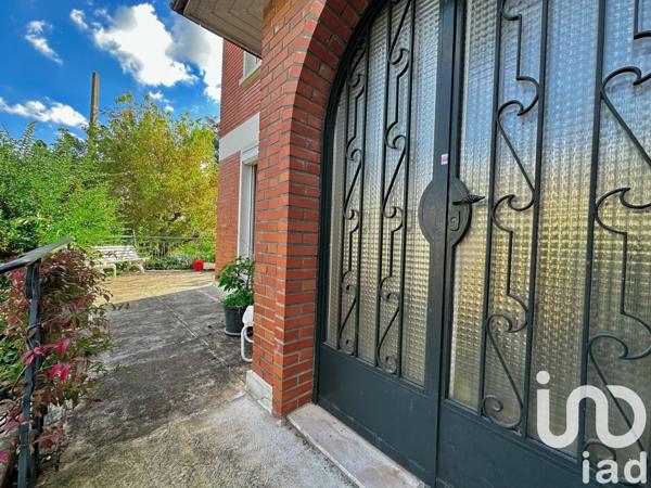 Maison traditionnelle 9 pièces de 190 m² à Châtenay-Malabry (92290)