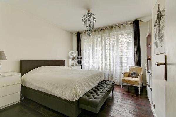 Paris XVI - 165m 2 / 3 chambres Trocadéro Superbe appartement