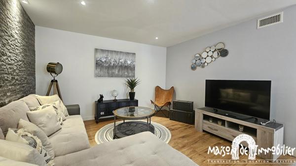 Location Belle maison meublée - 3 chambres - 105m² - Garage - COGNAC Centre-ville