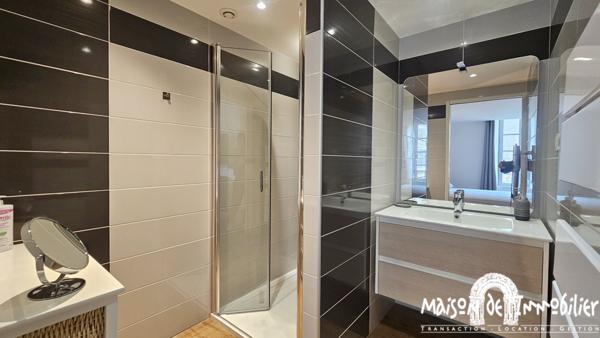 Location Belle maison meublée - 3 chambres - 105m² - Garage - COGNAC Centre-ville