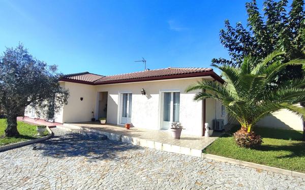 Maison à vendre    4 pièces •  Peyrehorade