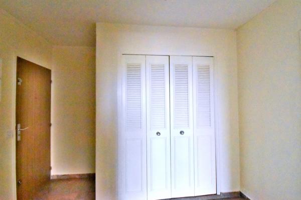 Appartement à vendre 3 pièces 66m² à RIS ORANGIS (91) - cave - place de parking privative.