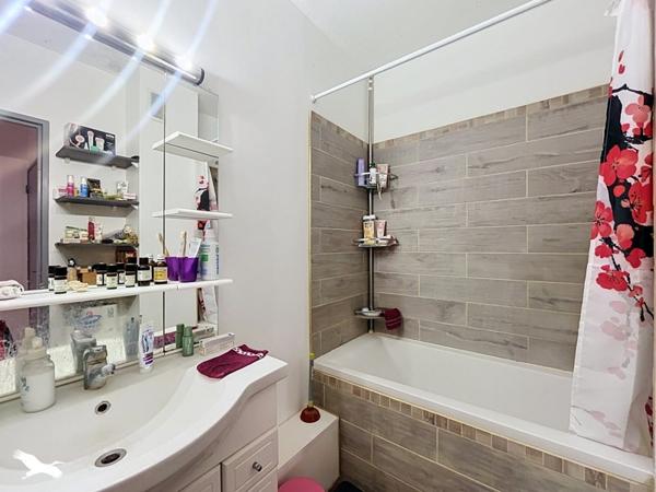 Appartement à vendre 161 250 € Bruges 3 p 61 m² DPE F