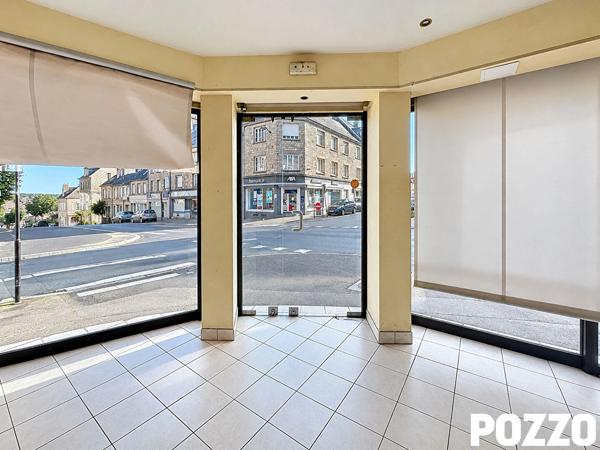 A Vendre - Saint Hilaire Du Harcouet - Immeuble 5 pièce(s) 245 m² - local commercial - appartement - maison SAINT HILAIRE DU HARCOUET