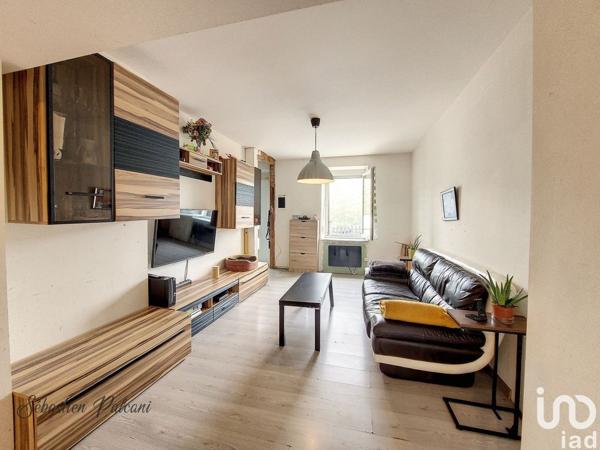 Maison 3 pièces de 71 m² à Moyeuvre-Grande (57250)
