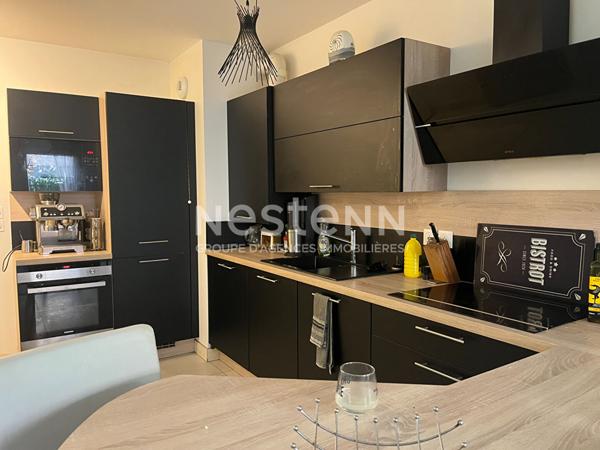 Villefranche Sur Saône - T2 résidence 2019 - parfait état - 1 extérieur - 1 parking - au calme