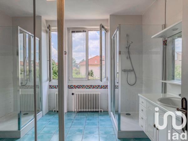 Maison à vendre 8 pièces 183 m² Sainte-Foy-lès-Lyon