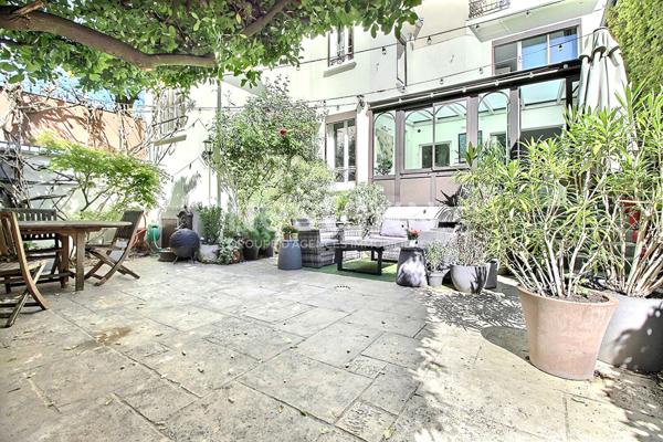 A vendre Maison Courbevoie Bécon 8 pièces 4/5 chambres calme proche transports écoles