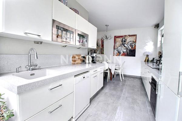 A vendre Maison Courbevoie Bécon 8 pièces 4/5 chambres calme proche transports écoles