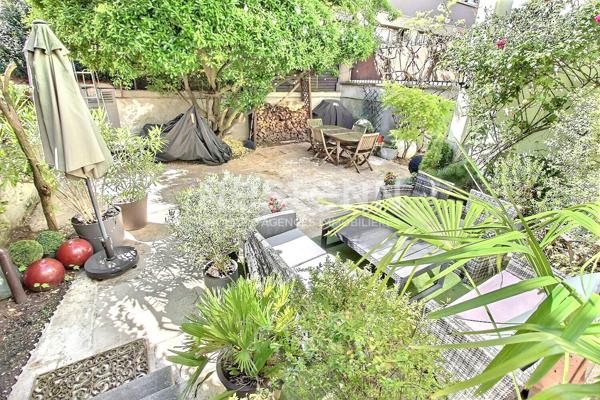 A vendre Maison Courbevoie Bécon 8 pièces 4/5 chambres calme proche transports écoles