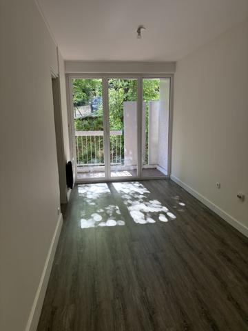 À louer – Spacieux T4 de 101 m² avec parking et cave – Marseille 12e (Frais D'agence Réduits)