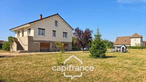 Maison à vendre de 117 m² avec appartement T1 sur terrain de 1964 m² à EPERVANS (71)