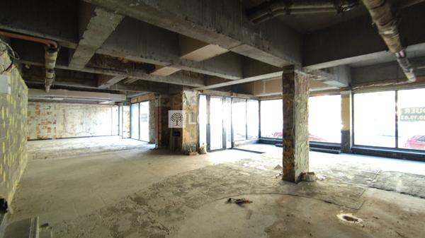 Location local commercial Perpignan - 231 m² - 1 990 €/mois