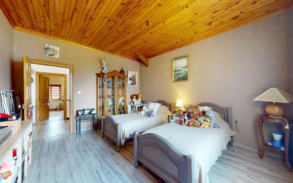 Maison à vendre    8 pièces •  Murville