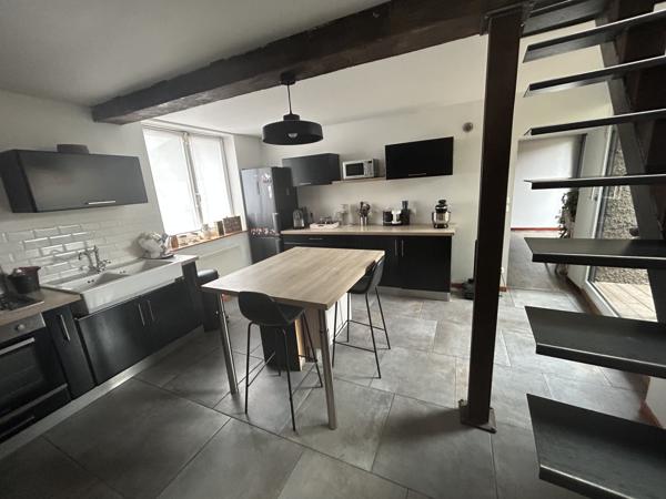 Maison 3 pièce(s) 2 chambre(s) 108 m²