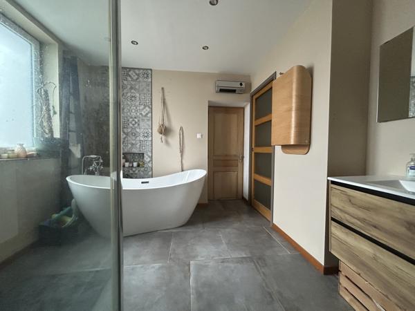 Maison 3 pièce(s) 2 chambre(s) 108 m²