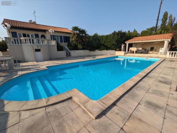 Maison à vendre à Les Herbiers en Vendée (85500), ref : 85013-1086623