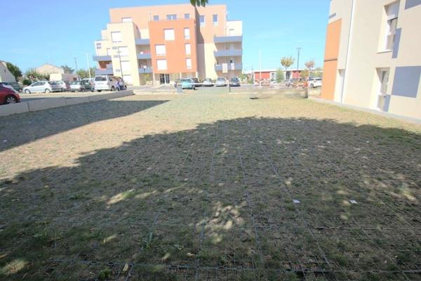 Parking à vendre |  Poitiers |  Places de parking | 340 m²