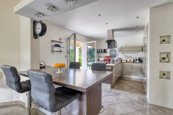 Maison 5 pièces - 245 m² Bien prestige