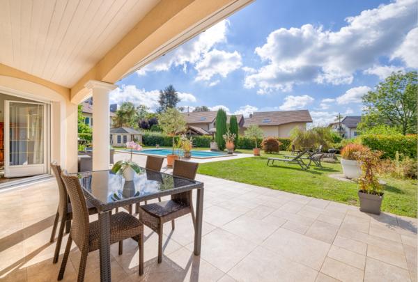 Maison 5 pièces - 245 m² Bien prestige