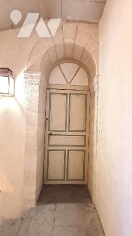 Appartement T3 sur le boulevard dans une authentique résidence uzétienne au cachet ancien