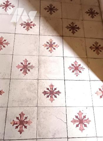 Appartement T3 sur le boulevard dans une authentique résidence uzétienne au cachet ancien