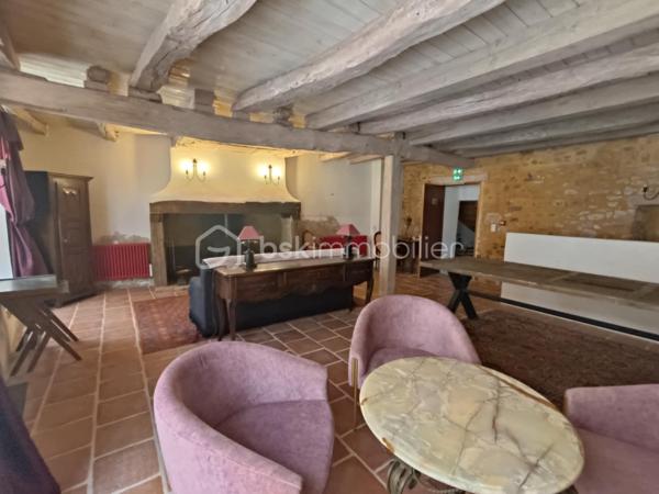 Local commercial de 779 m²