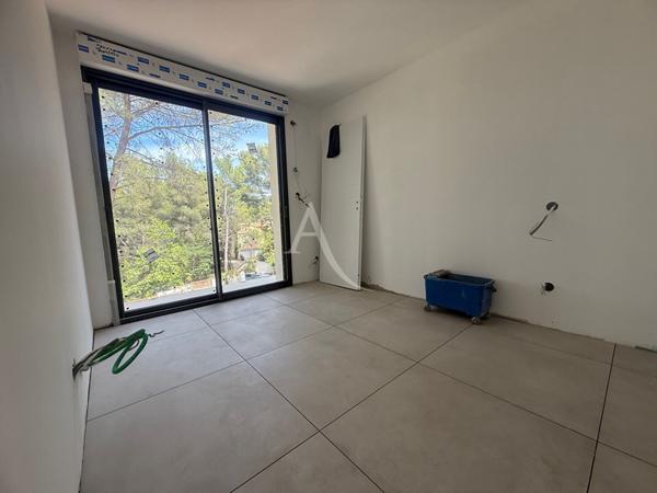 Maison Martigues Jonquières 4 pièce(s) 88 m2 entièrement rénovée