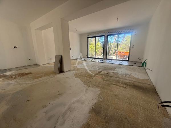 Maison Martigues Jonquières 4 pièce(s) 88 m2 entièrement rénovée