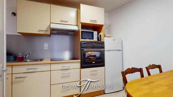 MAISON DE VILLAGE R+2 - 3 CHAMBRES - DOUBLE VITRAGE - RENOVATION COMPLÈTE