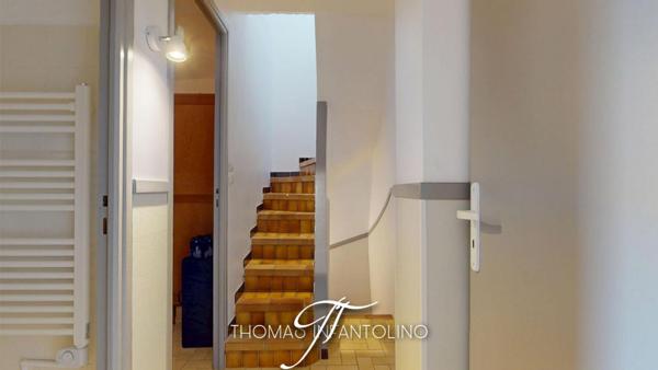 MAISON DE VILLAGE R+2 - 3 CHAMBRES - DOUBLE VITRAGE - RENOVATION COMPLÈTE