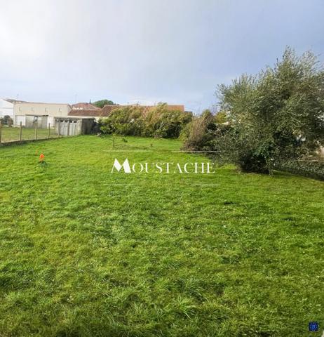 MAISON A RÉNOVER AU BEAU POTENTIEL - VUE MER -