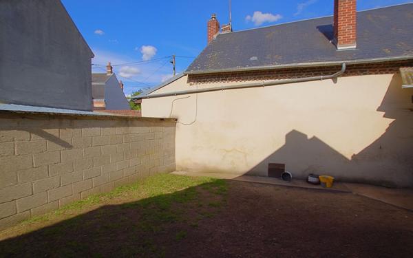 Maison à vendre    2 pièces •  Ham