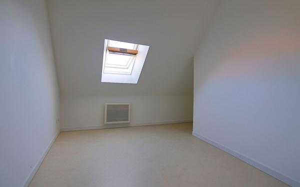 Maison à vendre    2 pièces •  Ham