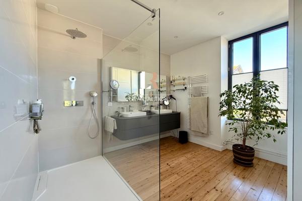 La Rochelle (17000) La Genette - Maison de caractère entièrement rénovée avec piscine et double garage