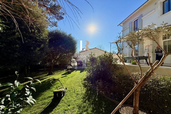 La Rochelle (17000) La Genette - Maison de caractère entièrement rénovée avec piscine et double garage