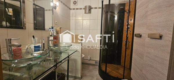 Maison participative,  bi-famille avec gîte rentable