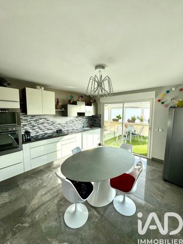 Appartement à vendre 3 pièces 71 m² Mandelieu-la-Napoule