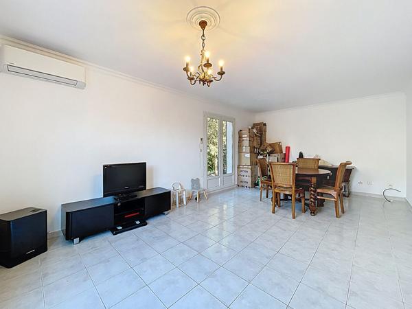 MAISON ANTIBES LE PUY - 4 PIÈCES (3 CHAMBRES) - CALME ABSOLU & PROXIMITÉ COMMODITÉS